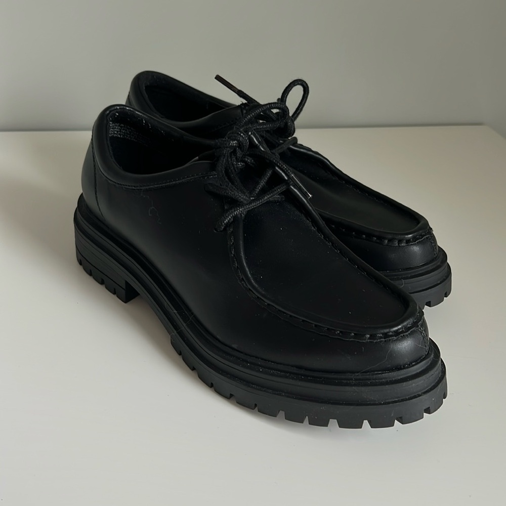 American Eagle Lug Oxford Loafer NWOT NEVER WORN